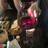 전주 객사 와인바, 유어글라스