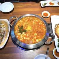 【新大久保】おいしいブテチゲと映える店内🇰🇷新大久保ブテチゲ