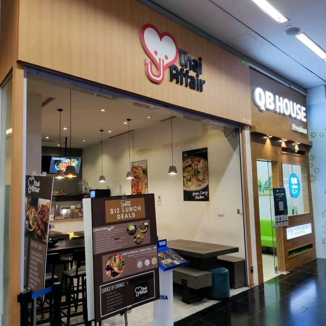 2 Story Shopping and Dining Heaven