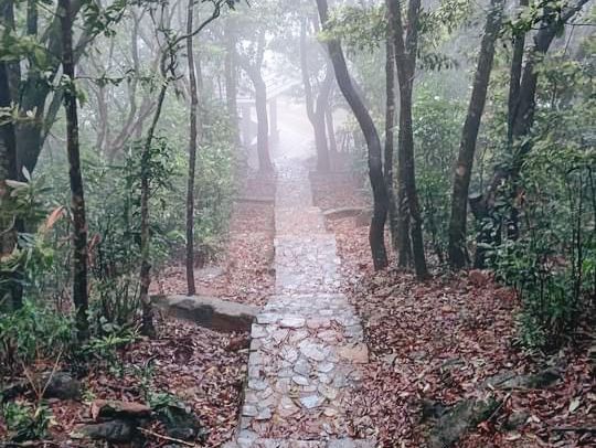 紅香爐峰