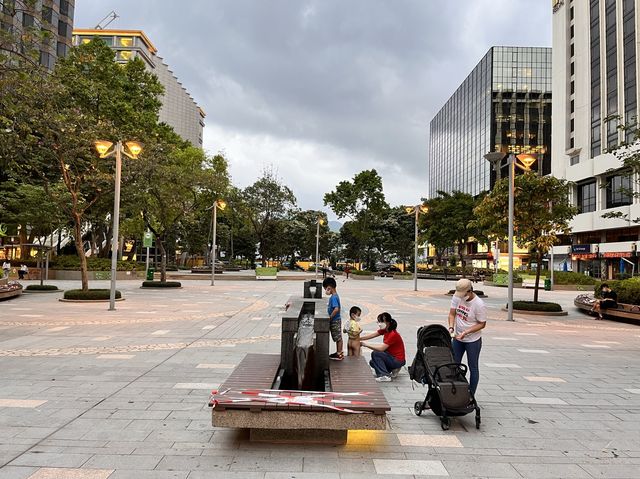 尖東百周年紀念公園
