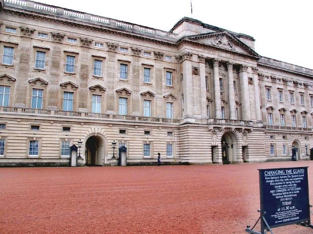 Buckingham Palace London 