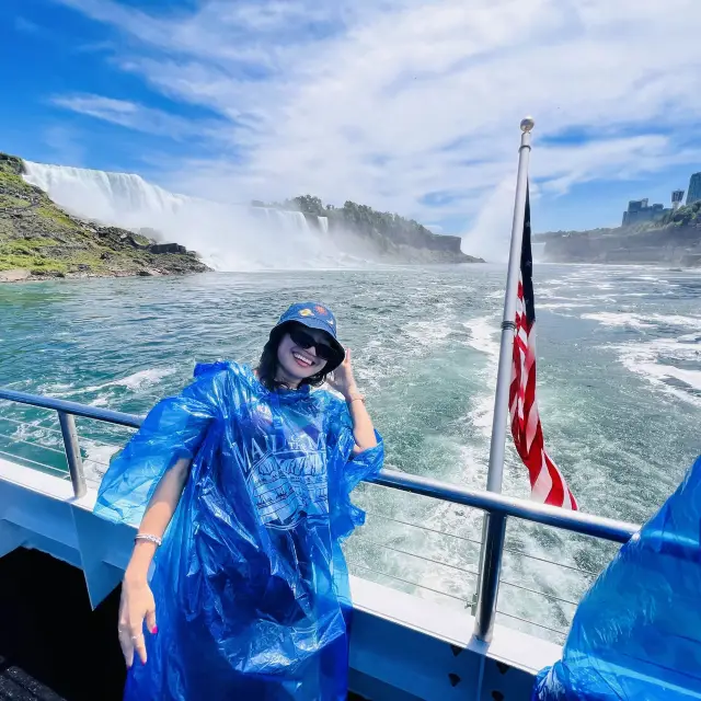 Maid of the Mist: Niagara Falls 2022