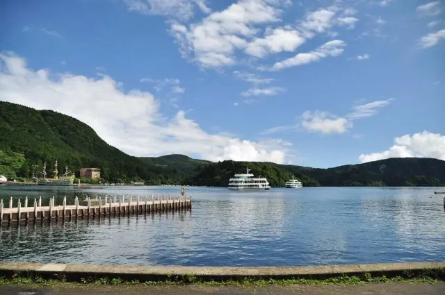Enjoy a refreshing soak in the hot springs of Hakone, Japan - Lake Ashi and Lake Kawaguchi offer stunning views of Mount Fuji.