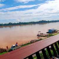 CAFE DE RIVER เชียงคาน