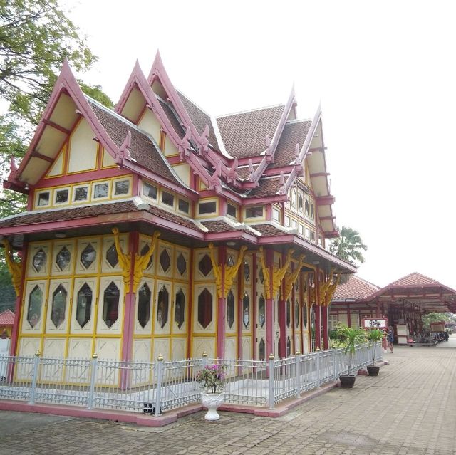 สถานีรถไฟหัวหิน