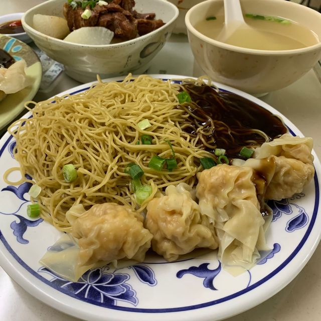春季旅行到元朗 可以試下老字號 好食又可以打卡😻