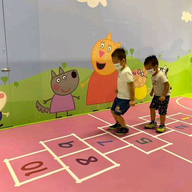 小朋友去追星，追 Peppa! 