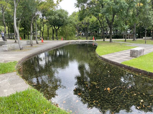 原來板橋就可以拍天空之境滑輪廣場很好逛