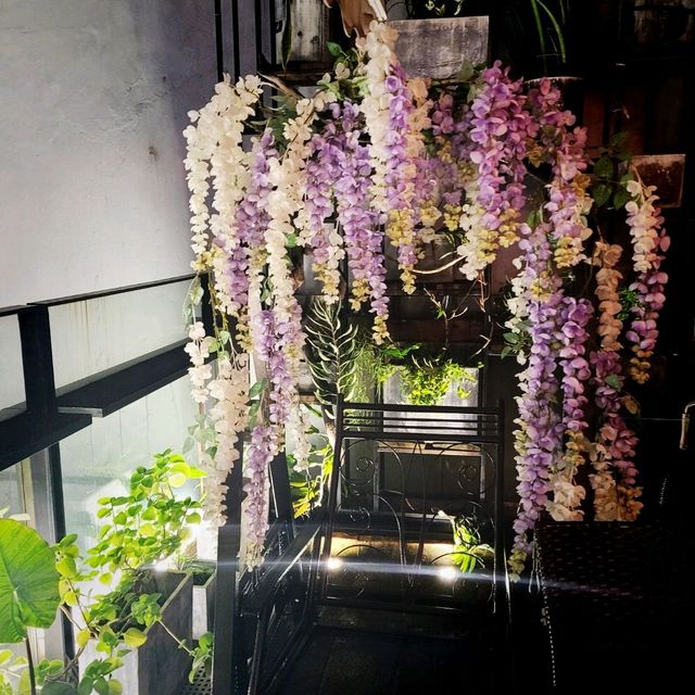 佐敦樓上舖西餐