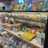 韓国/ソウル【金浦空港】本だけじゃない！？雑貨も文具もある本屋さん📚💕