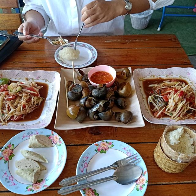 มาถึงอุดรทั้งทีต้องกินส้มตำอุดรที่เลื่องลือ