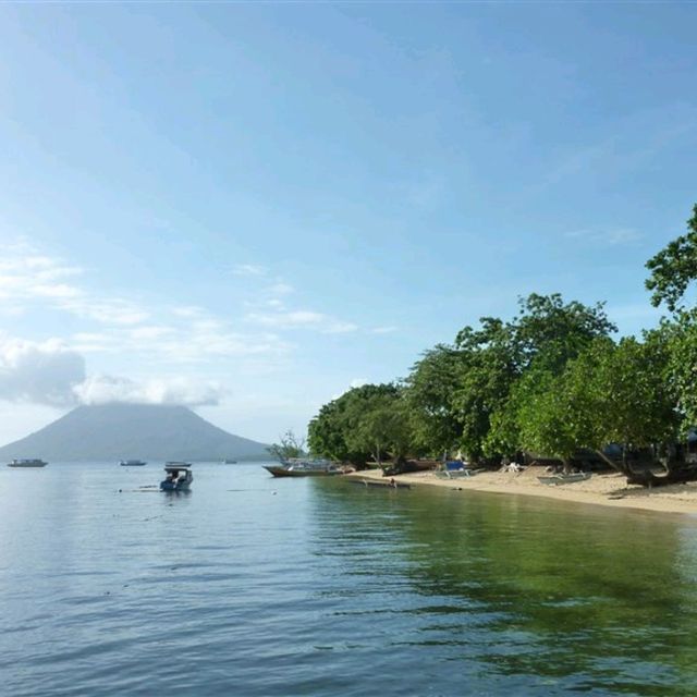 Snorkeling at the world's famous marine park