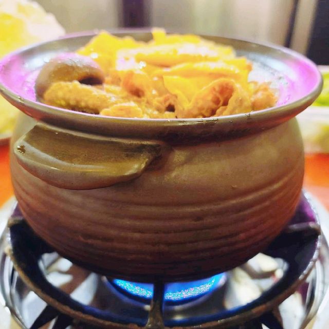 土城人氣爆棚的食里洋場薑母鴨😘