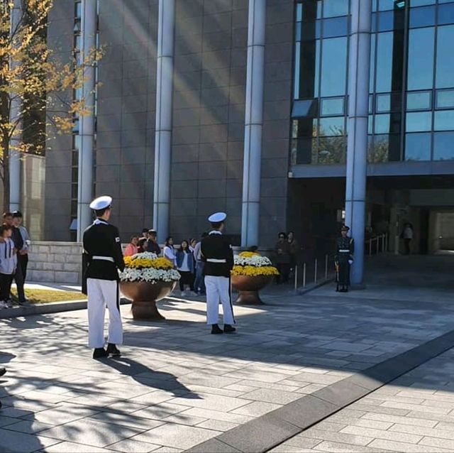 전쟁영웅들을 모셔둔 곳 현충원