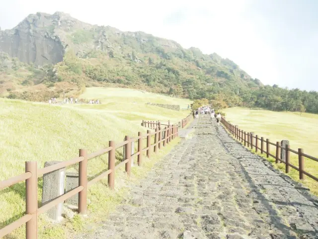 世界自然文化遺產｜日出城山峰⛰️