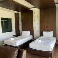 Phi Phi Cliff Beach Resort ห้องใหญ่วิวสวย