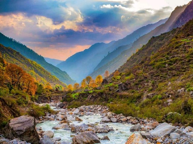 harkidun trek @budgetmountains