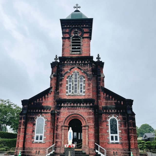 【長崎県】赤レンガづくりの教会へ。