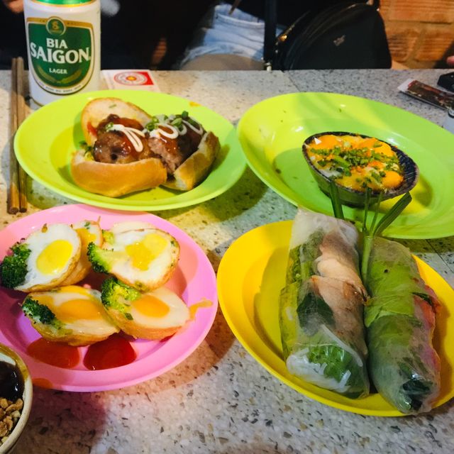 [베트남] 즈엉동 야시장에서 현지 음식 맛보기🍡