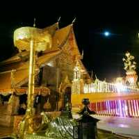 ดอยสุเทพในตอนกลางคืน จ.เชียงใหม่