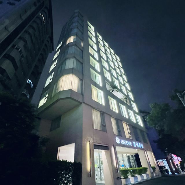 台北喜瑞飯店 純白色系風格 餐點美味 來去市區睡一晚很超值 台北喜瑞飯店 純白色系風格 餐點美味 來去市區睡一晚很超值