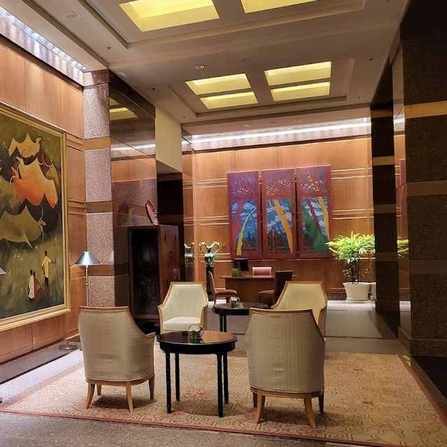 Conrad Centennial’s Lobby 