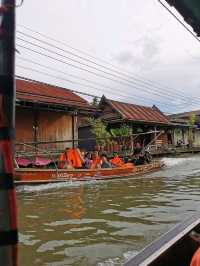 ตลาดน้ำอัมพวา