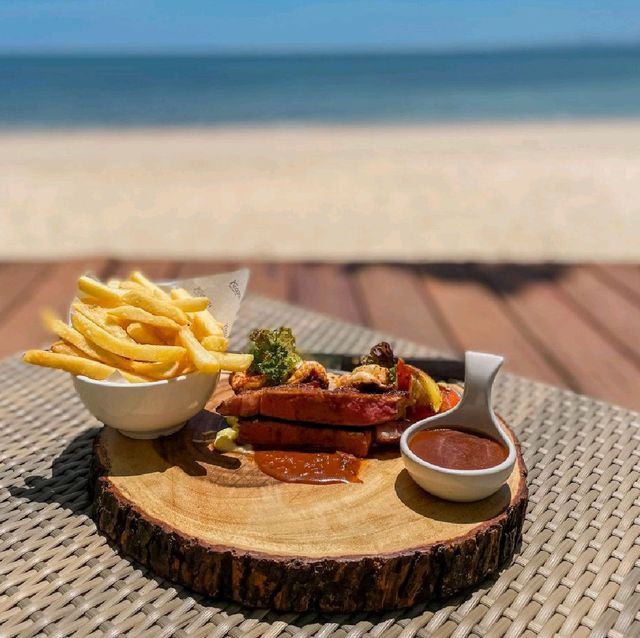Andalay Beach Bar & Cafe กระบี่