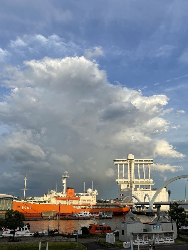 名古屋の観光名所　　名古屋港水族館