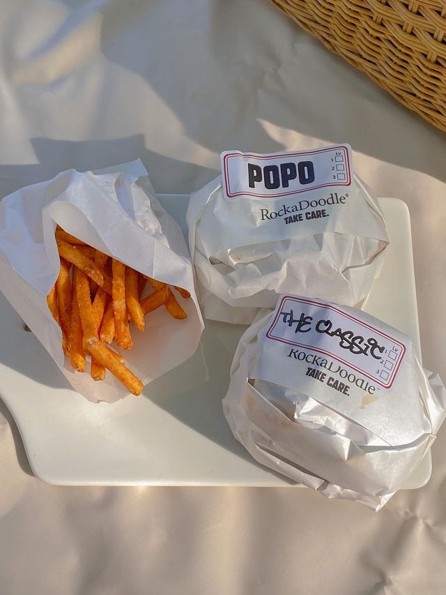 치킨버거로 핫한 롸카두들 내쉬빌 성수🍔