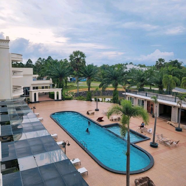  โรงแรมท่ามกลางขุนเขา