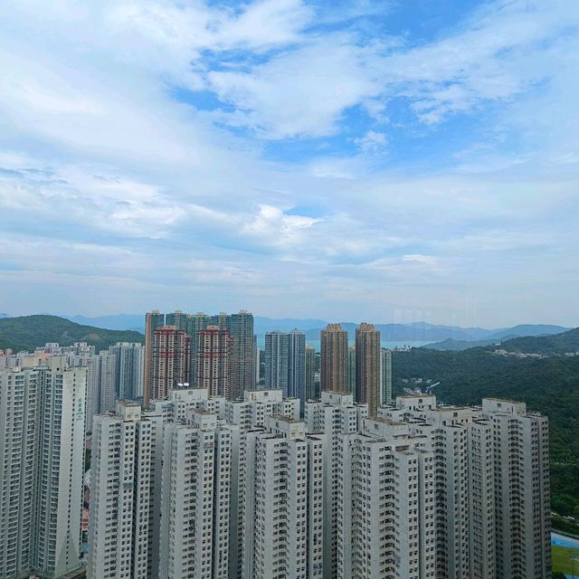 四十七樓頂樓 , 睥視全東九龍西餐廳 , 嘆午餐！
