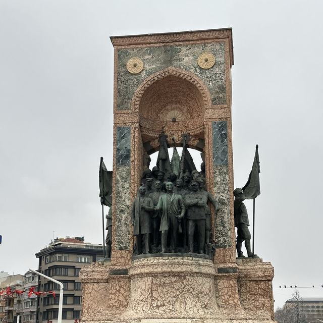 Taksim Square 