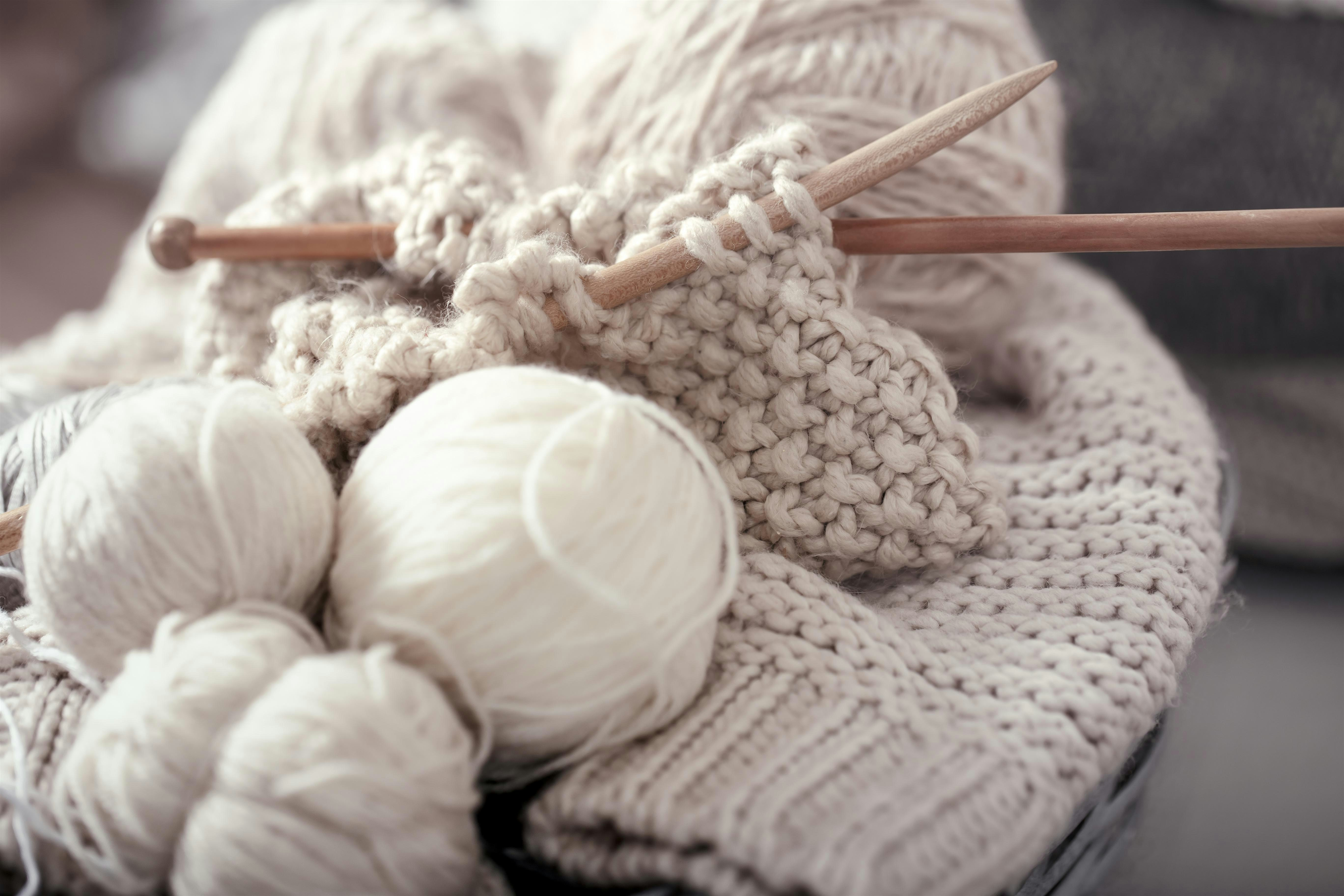 Knitting 101 - Learn to Knit! with Jessica Bruner | Spokane Fleece and Fiber Festival - Classroom C (Lean-To)