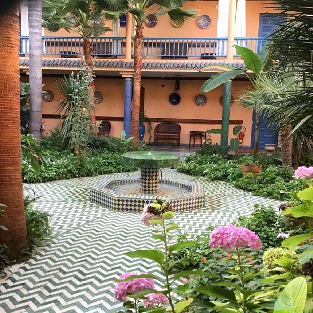 Mandarin Villa. 