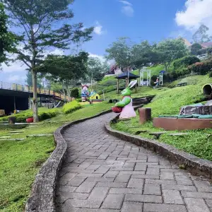 Taman Kelinci Pujon, Malang 