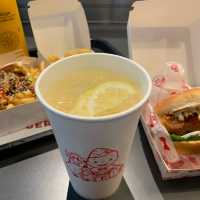 復古美式漢堡店🍔灣仔再現