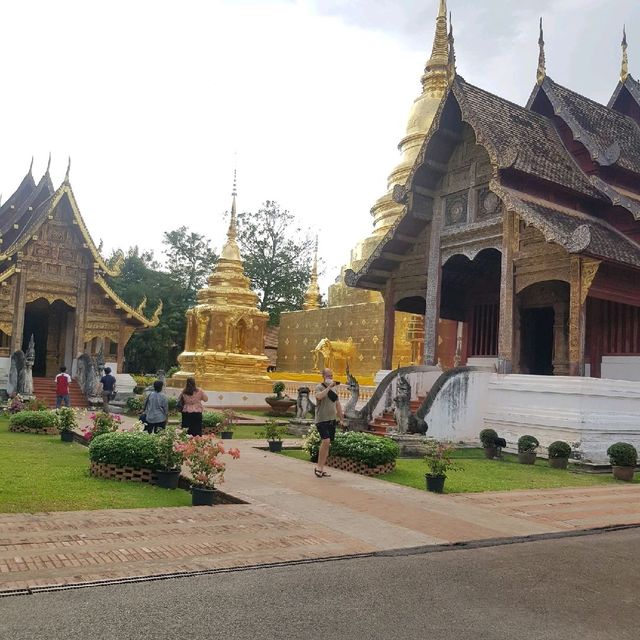 ชมหอธรรมศิลปะล้านนา วัดพระสิงห์วรมหาวิหาร