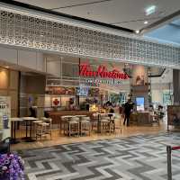 Tim Hortons กาแฟสัญชาติแคนาดา ต้องมาลอง