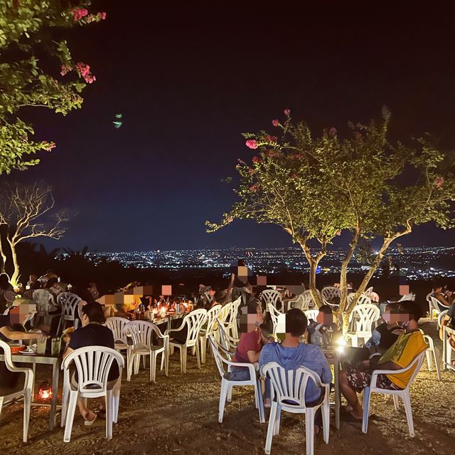 IG熱門打卡看夜景｜星星部落景觀咖啡｜山上喝茶聊天的好地方