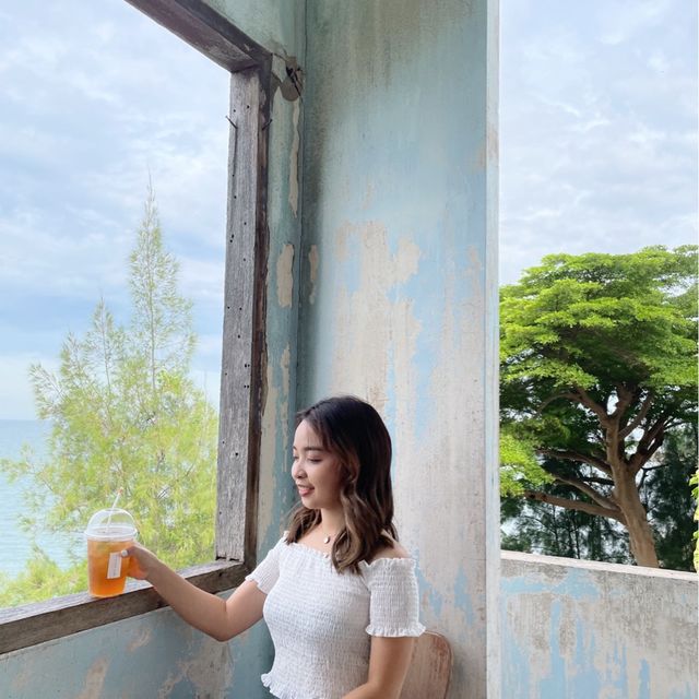 hidden lab คาเฟ่ไม่ลับริมหาดบางแสน 🌊🥤🧋