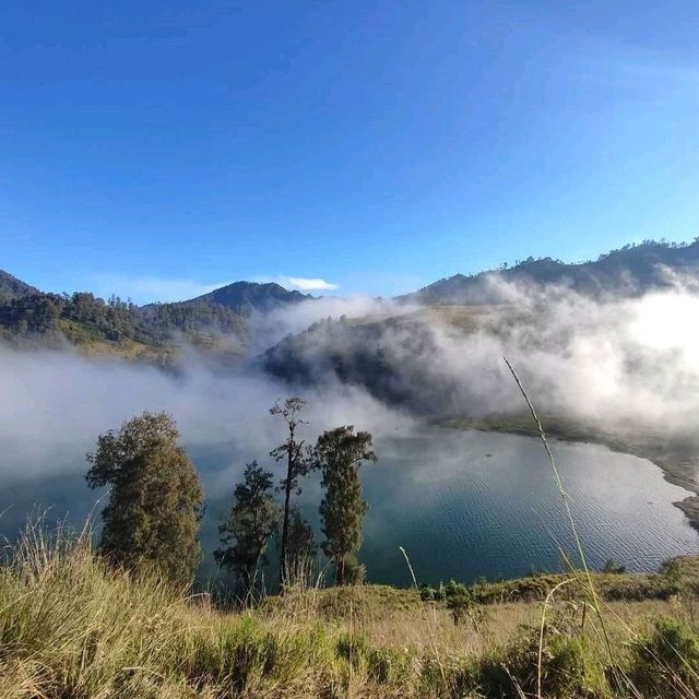 SEMERU MOUNTAIN