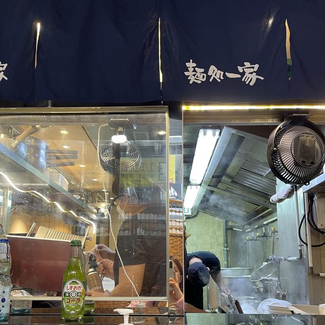 魚湯拉麵