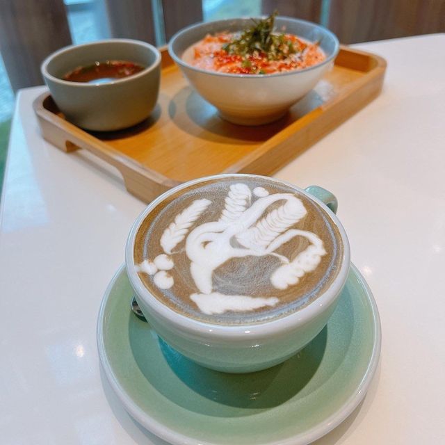 靚靚餐廳好味既一餐
