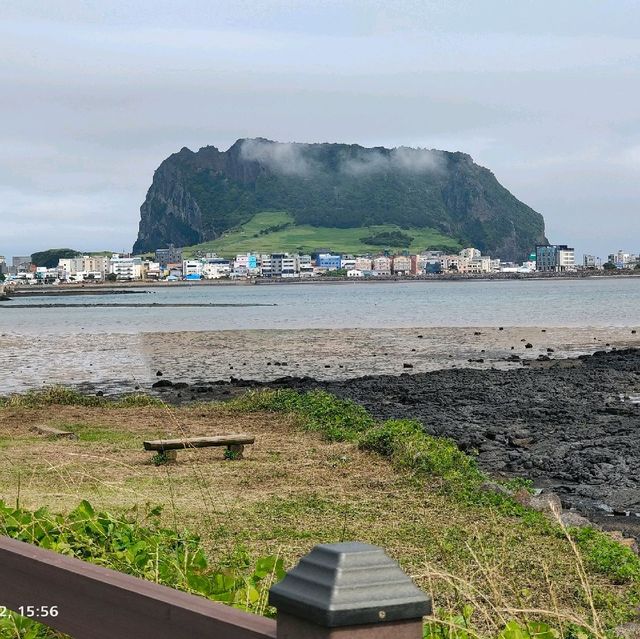 Seongsan Ilchulbong Sunrise Peak in Jeju 