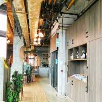 Ellipsis Cafe&Lounge