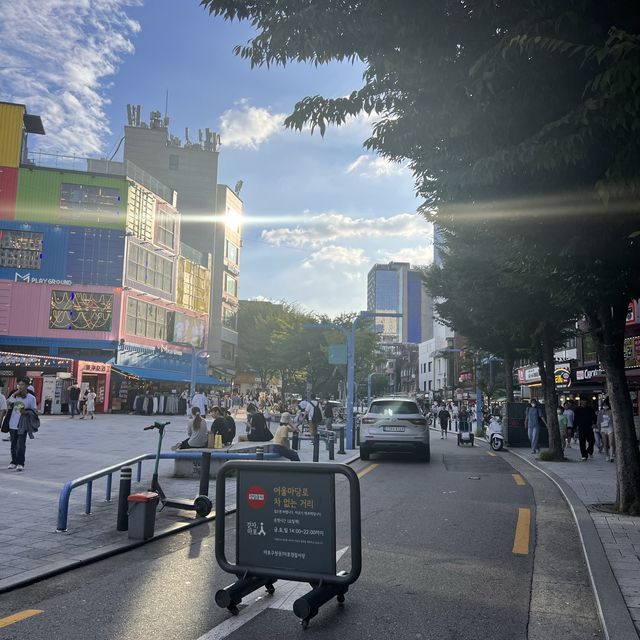 韓国/ソウル【弘大】若者の街弘大(ホンデ)の街並み