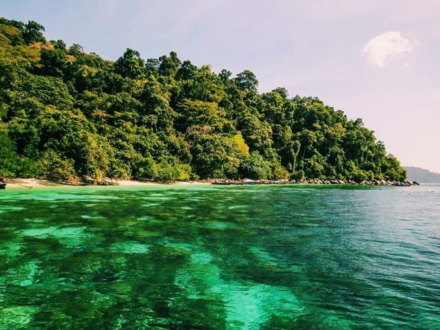 เกาะอาดัง