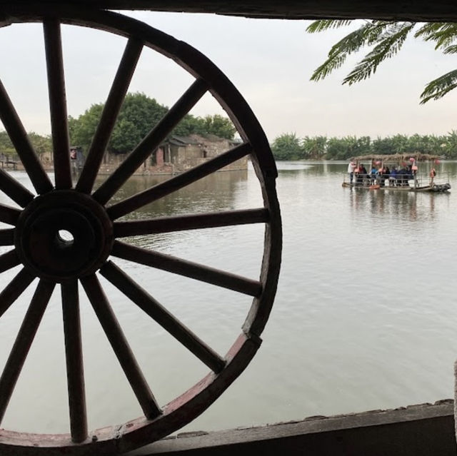 Làng nghệ thuật Laotanghu